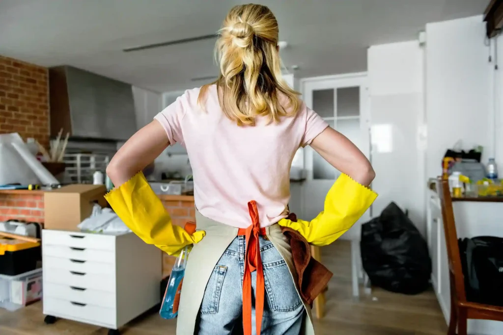 move in/move out cleaning