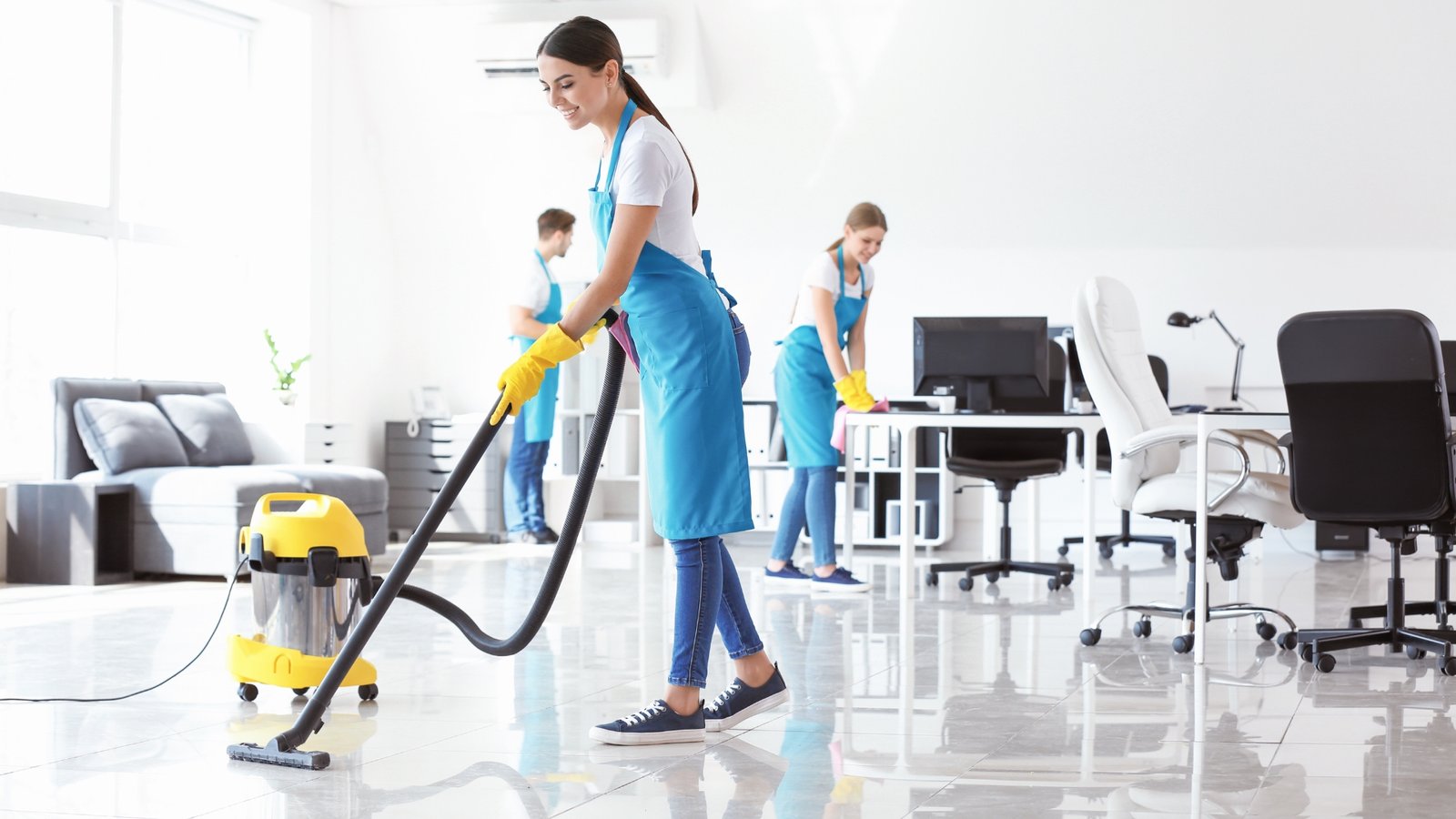 Top 5 Reasons North Chesterfield Businesses Need Recurring Commercial Cleaning